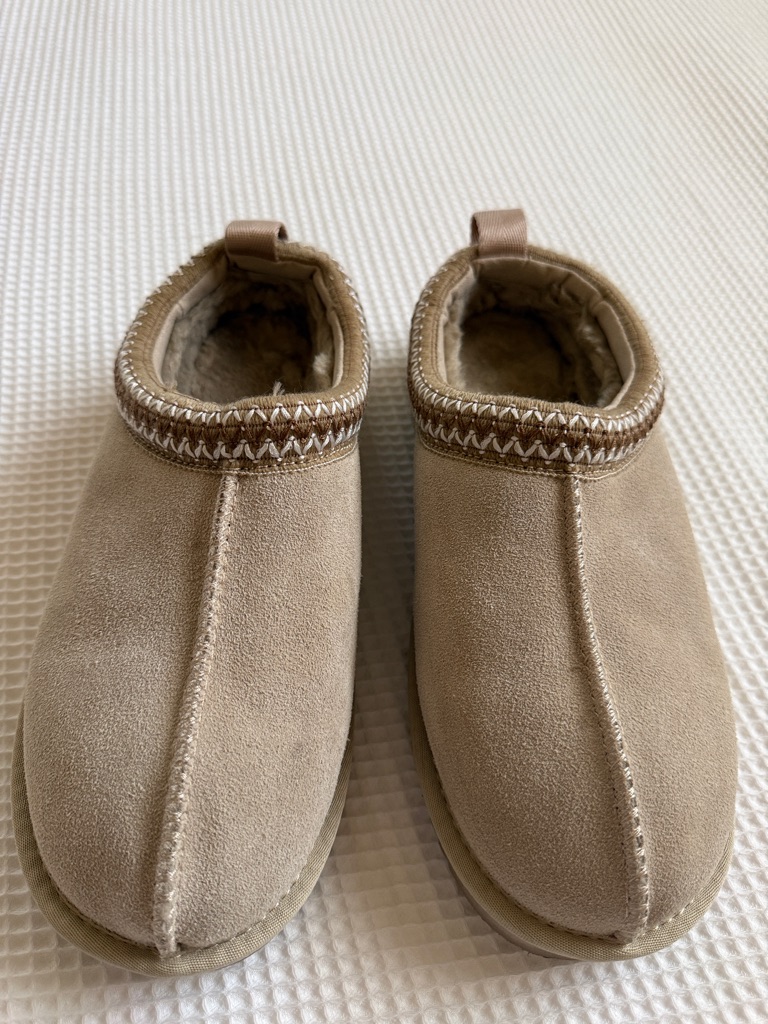 Women's Plush Slip-On Clog Slipper In Light Brown